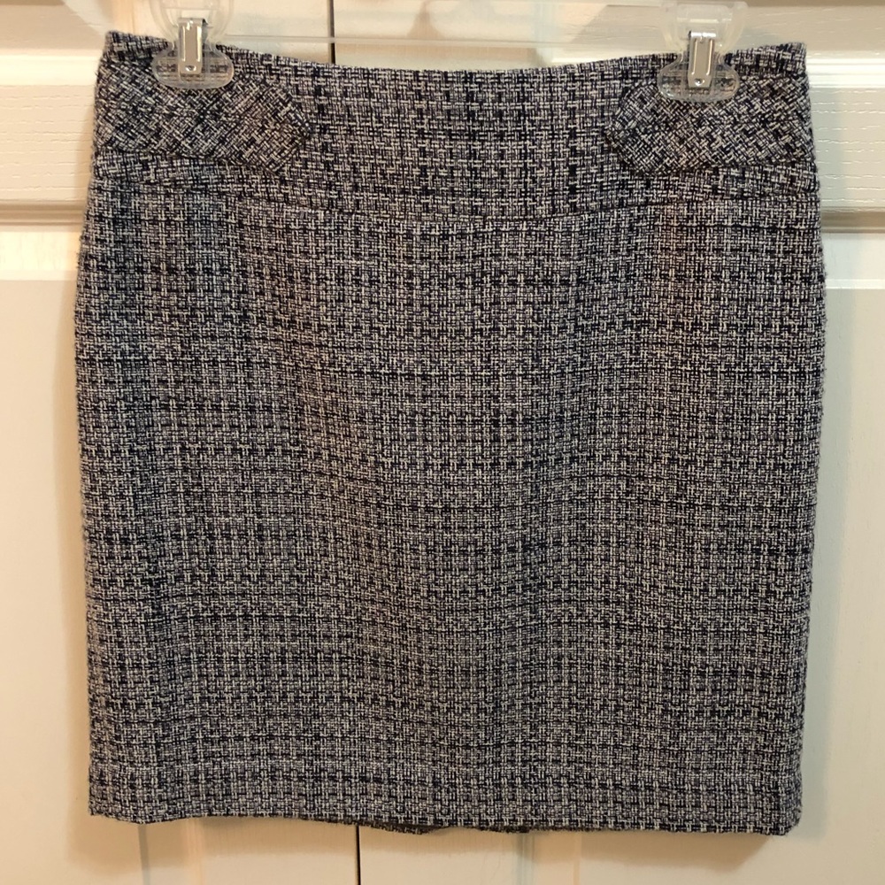 LOFT Tweed Skirt - Size 2 - Perfect Condition